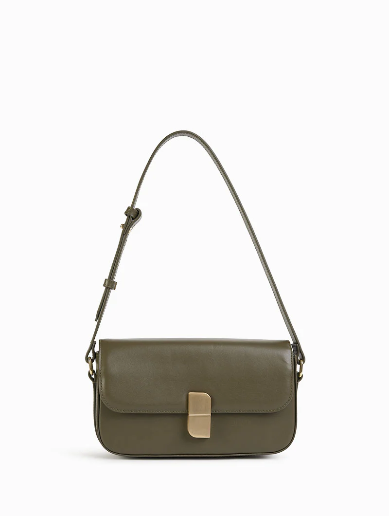 Alice Small - Image 21