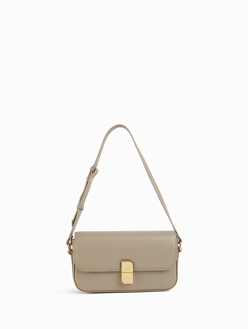 Alice Small - Image 22