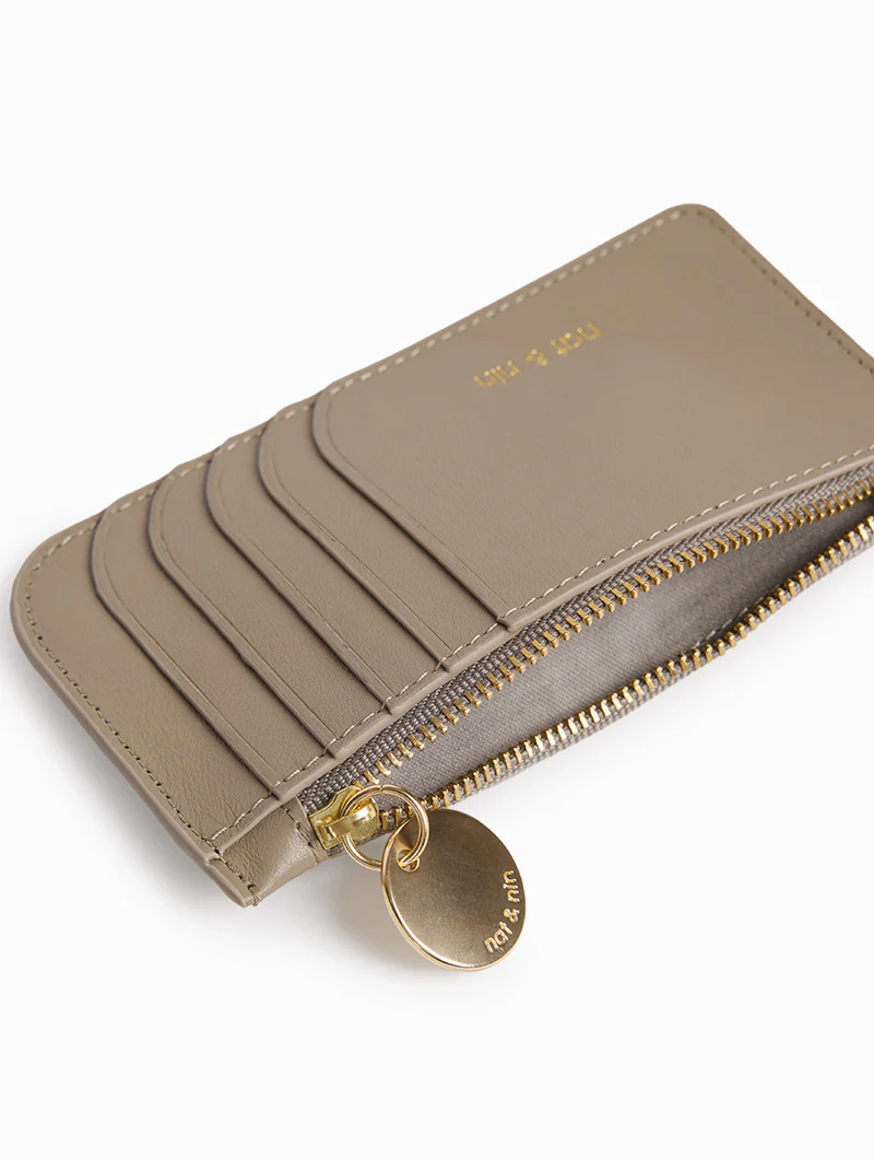 Alix - Image 4