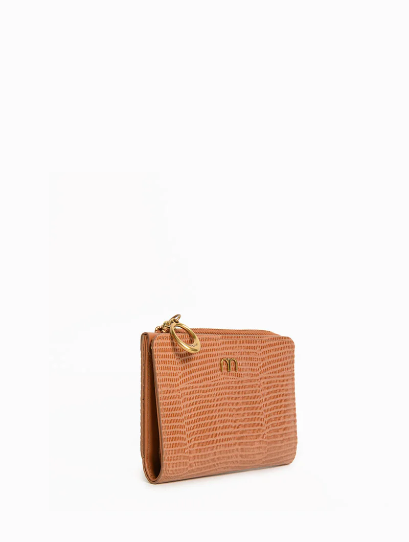 Iza - Image 19