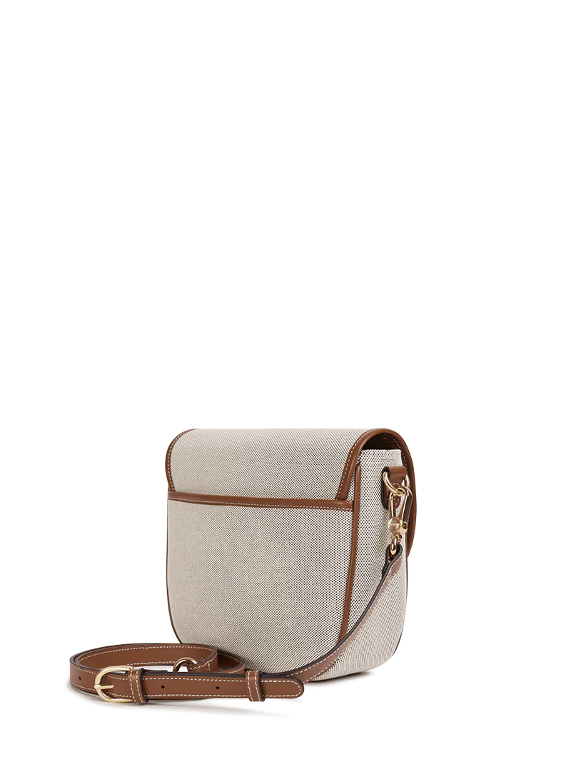 Olivia - Image 21