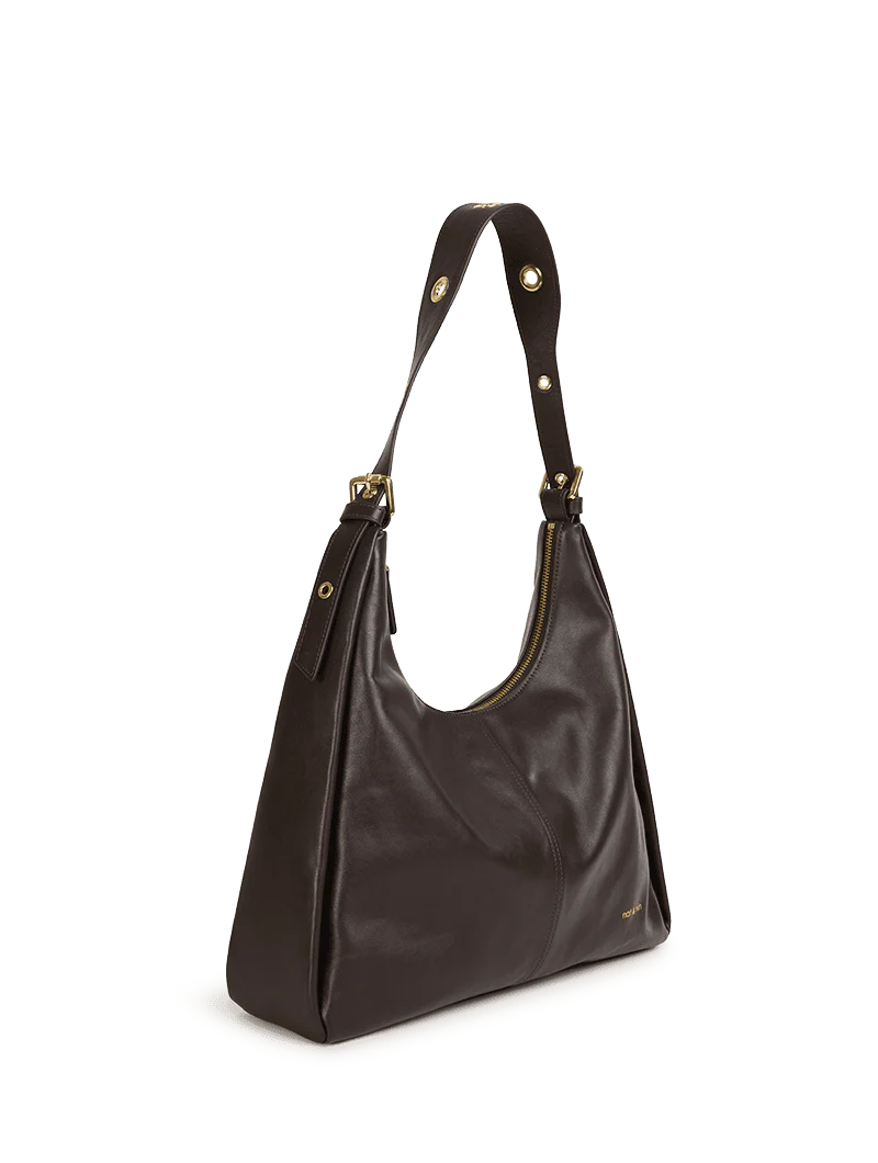 Tina - Image 13